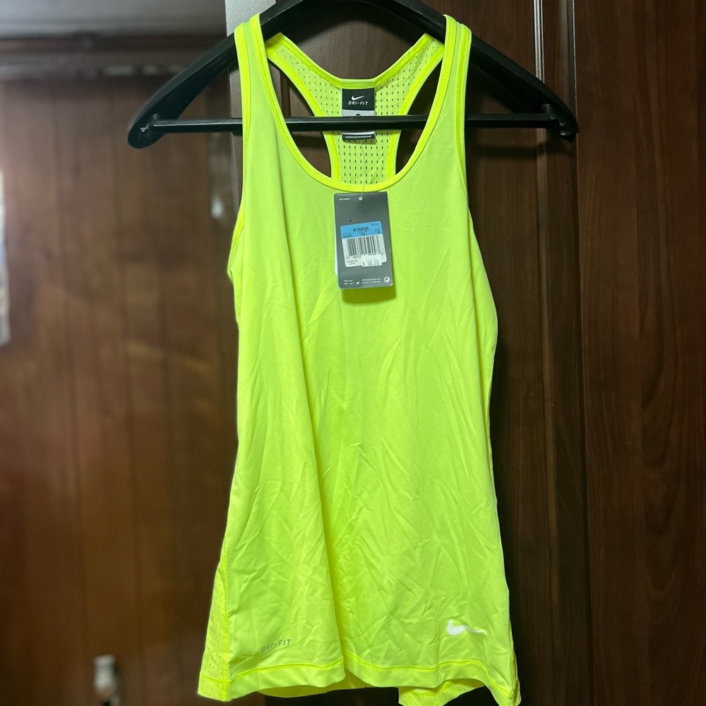Dri fit Nike tan tops